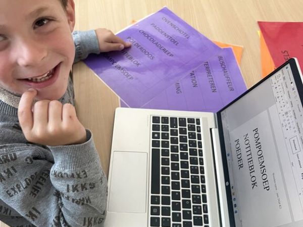 K2 * Thema Robbie Robot!