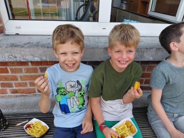 La3: Frietjes op school